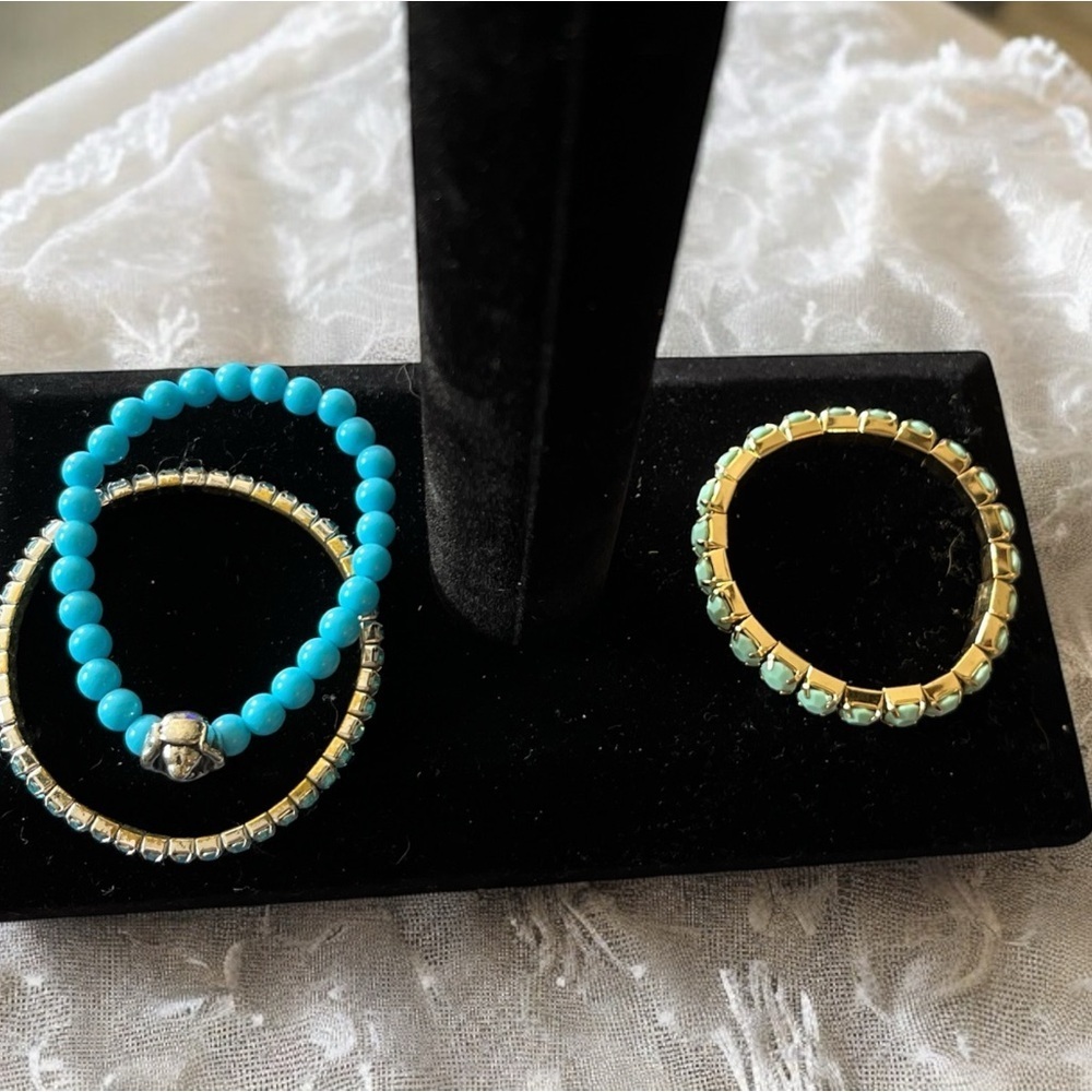 Bracelets💚🩵 Small Stretchy Bracelets - Picture 3 of 3